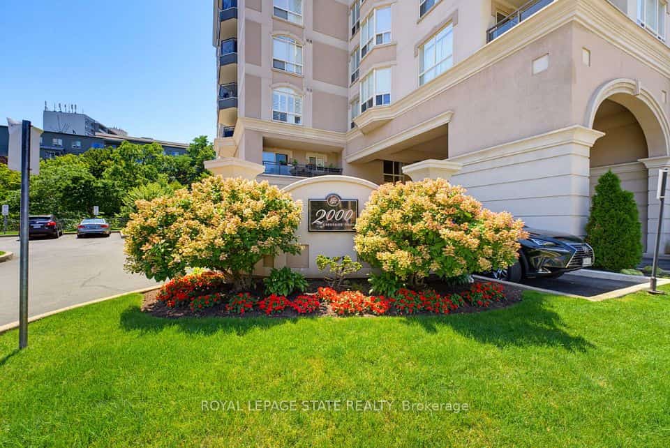 2000 Creekside Drive #605, Hamilton, ON L9H 7S7