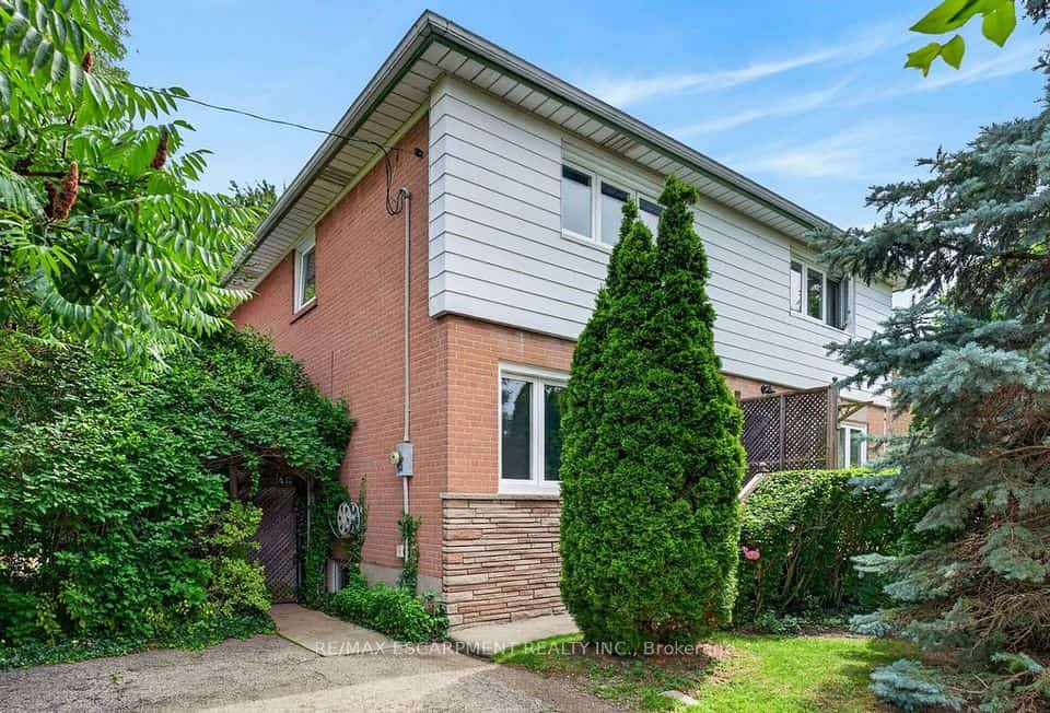 795 Drury Lane, Burlington, ON L7R 2Y1