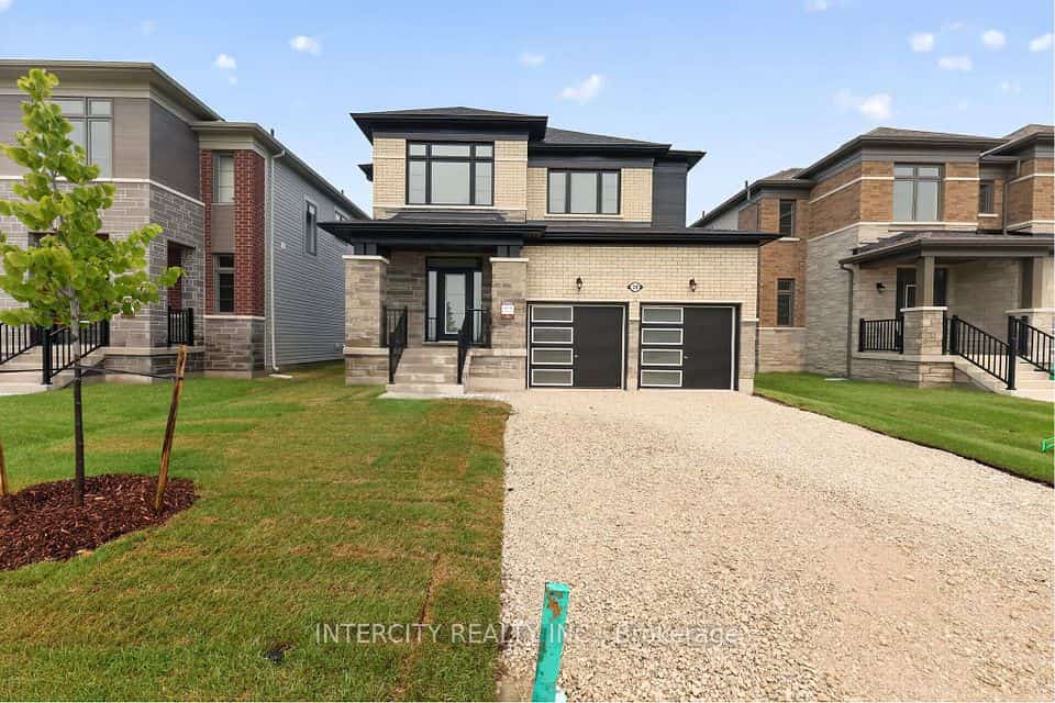 30 Legacy Circle, Wasaga Beach, ON L9Z 0M5