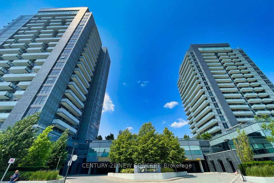 55 Oneida Crescent #409, Richmond Hill, ON L4B 0E8