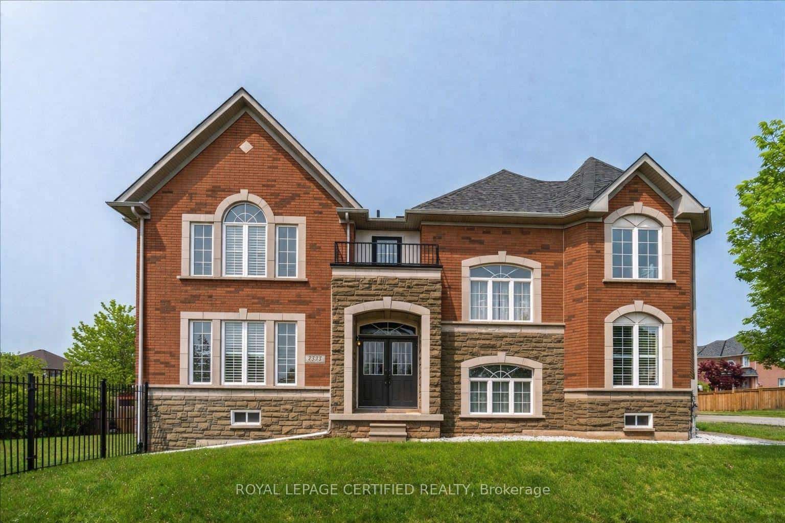2523 Highmount Crescent, Oakville, ON L6M 4Z1