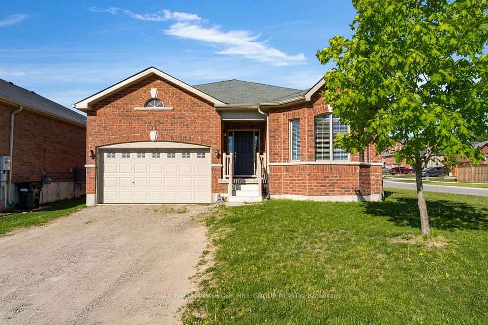 70 Bellisle Road, Penetanguishene, ON L9M 0V6