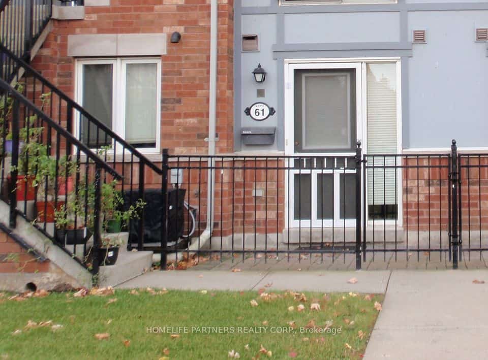 2275 Bur Oak Avenue #61, Markham, ON L6E 0B8