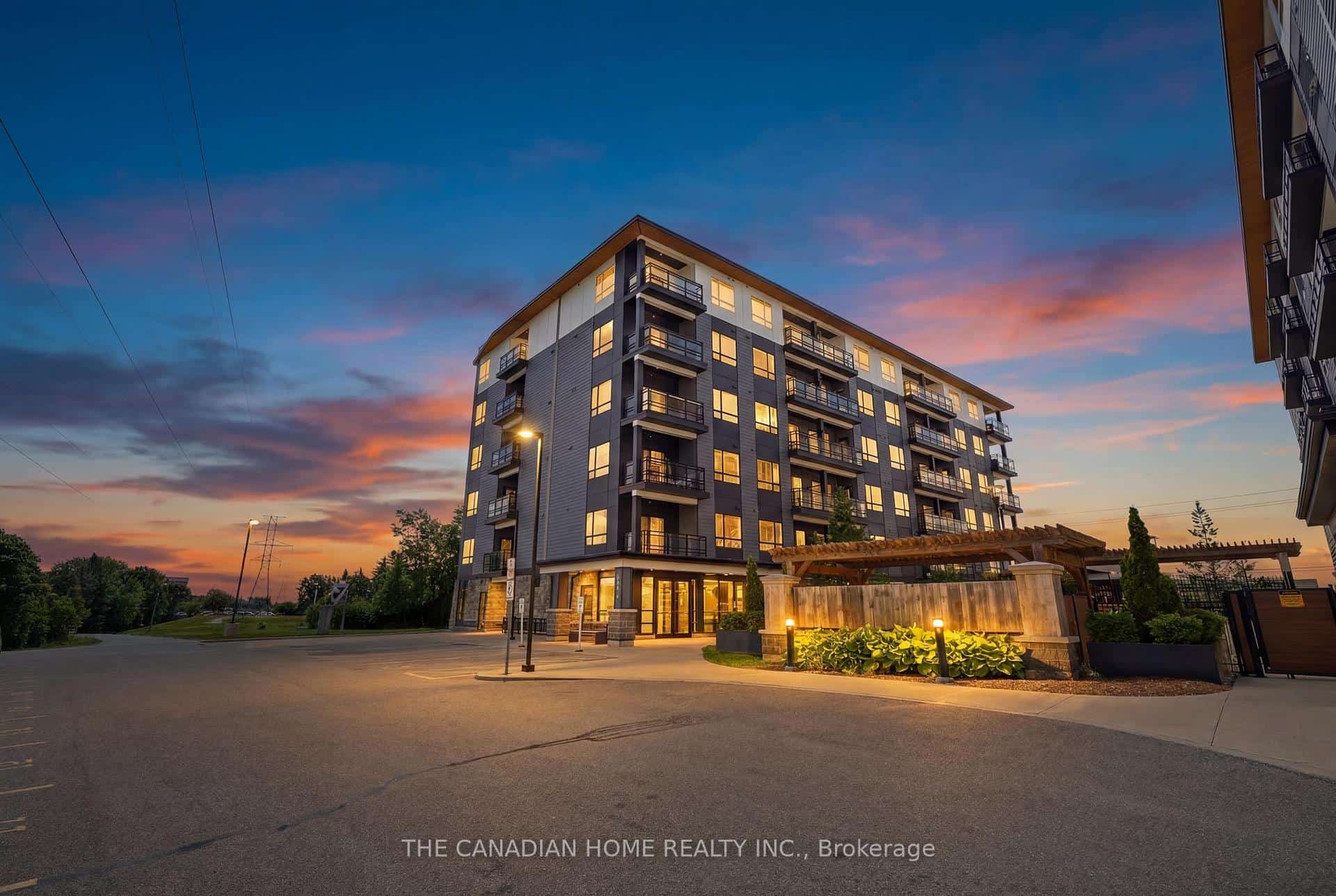 243 Northfield Drive E #405, Waterloo, ON N2K 0G9