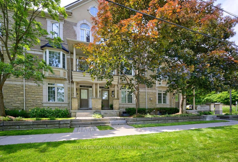 50 Rosewood Avenue, Mississauga