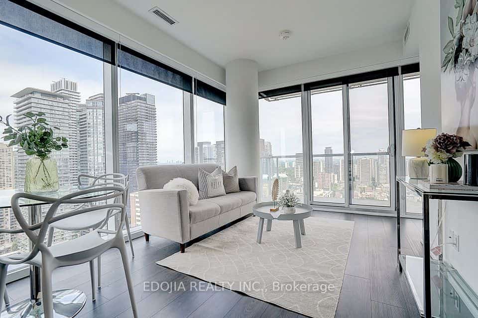 3 Gloucester Street, Toronto