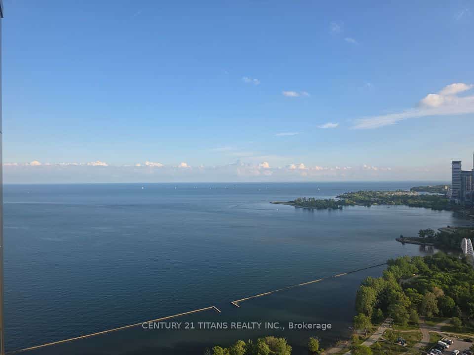 1926 Lakeshore Boulevard #4010, Toronto, ON M6S 1A2