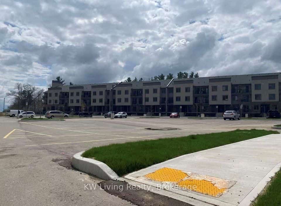 370 Fisher Mills Road #C46, Cambridge, ON N3C 0G8