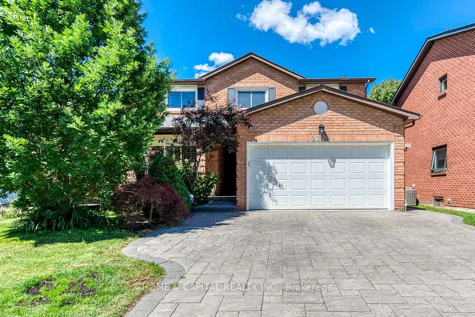 2171 Margot Street, Oakville, ON L6H 3M5