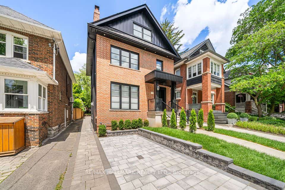 26 Carey Road, Toronto, ON M4S 1N8