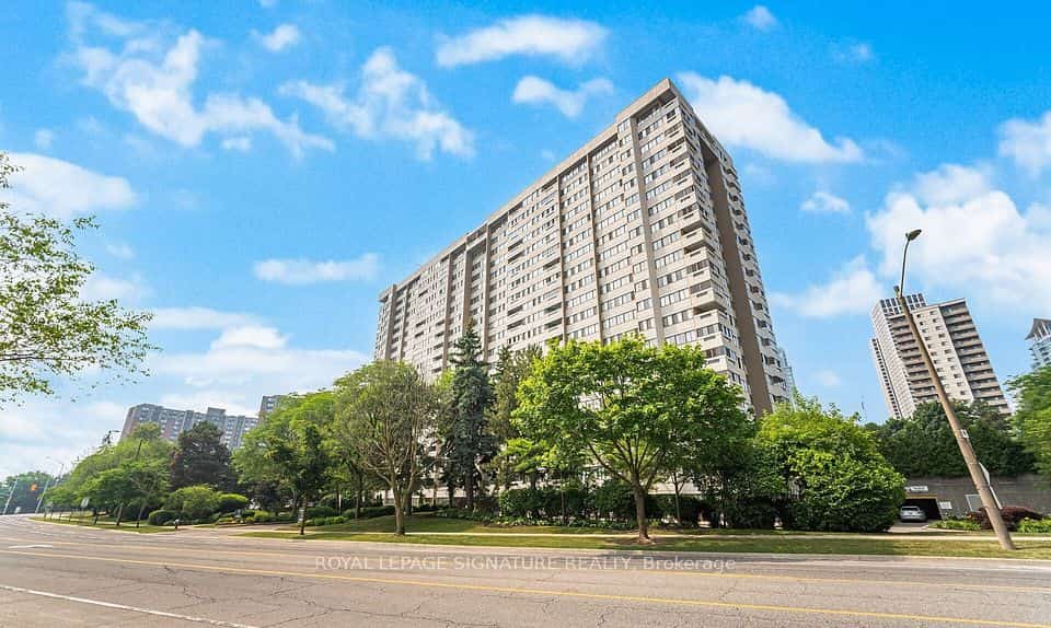 1580 Mississauga Valley Boulevard #906, Mississauga, ON L5A 3T8