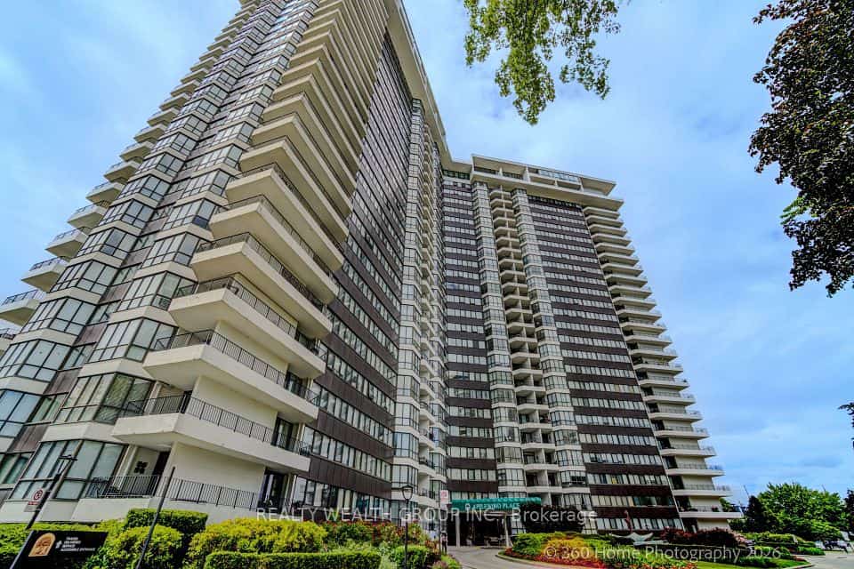 1333 Bloor St Street #619, Mississauga, ON L4Y 3T6