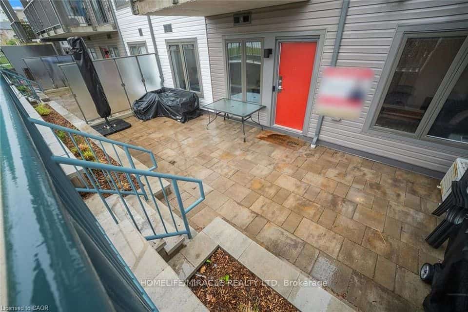 2635 William Jackson Drive #705, Pickering, ON L1X 0L4