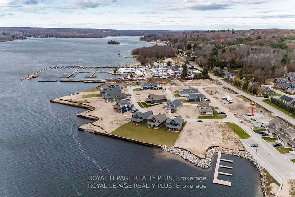 17 Quarry Road, Penetanguishene, ON L9M 0W6
