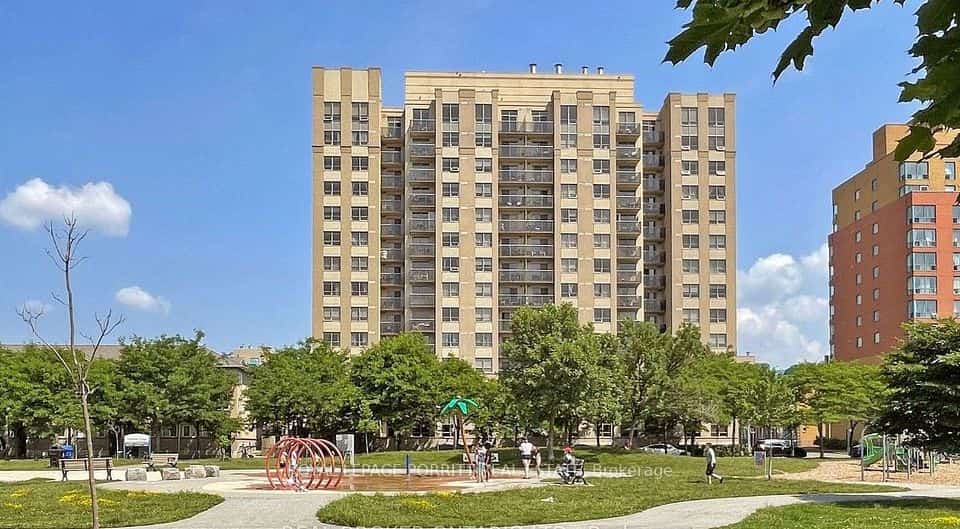 4 Elsinore Path #601, Toronto, ON M8V 4G7