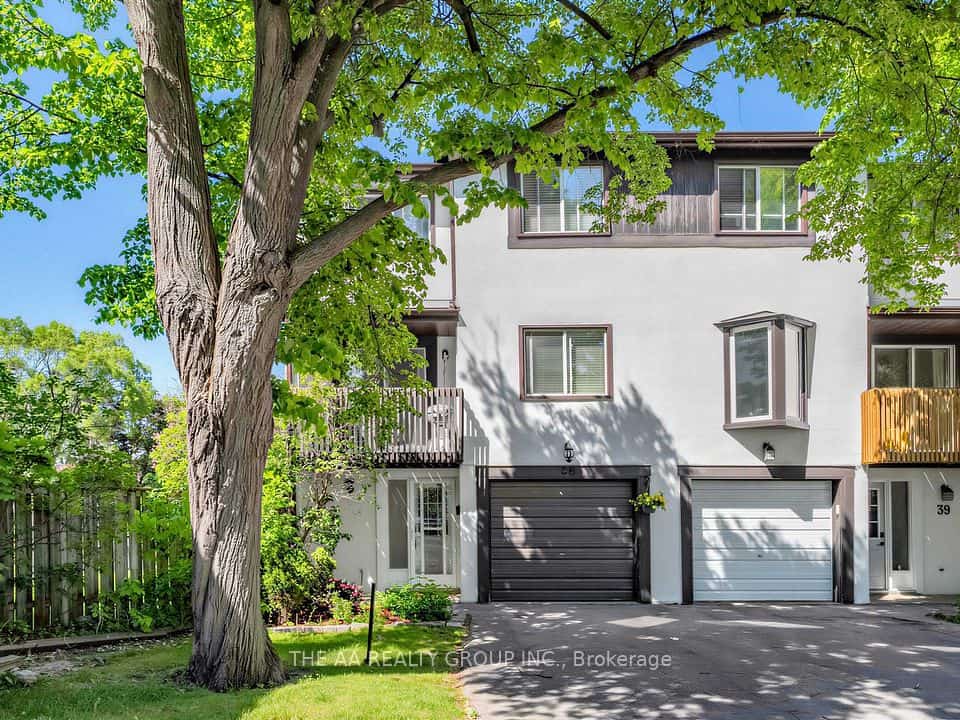 2651 Aquitaine Avenue #38, Mississauga, ON L5N 1V5