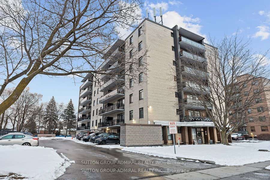825 Kennedy Road N #406, Toronto, ON M1K 2E6