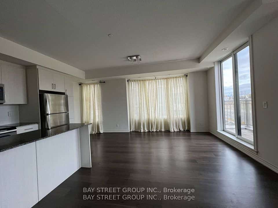 115 long branch Avenue #15, Toronto, ON M8W 0A9