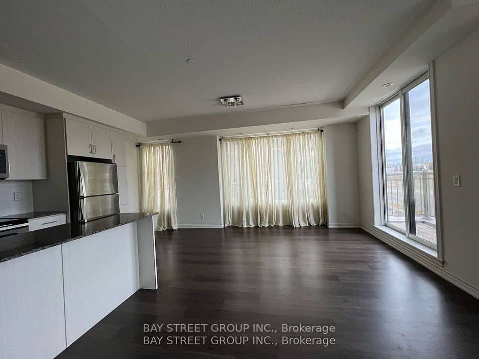 115 long branch Avenue, Toronto