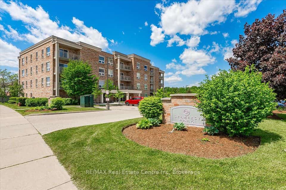 901 PAISLEY Road #309, Guelph, ON N1K 0A7