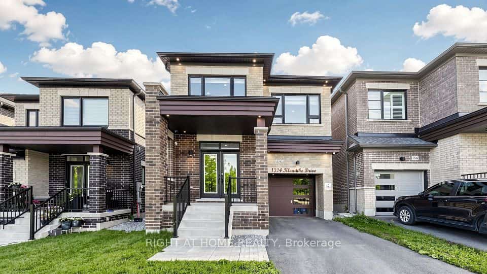 1324 Klondike Drive, Oshawa, ON L1L 0T2