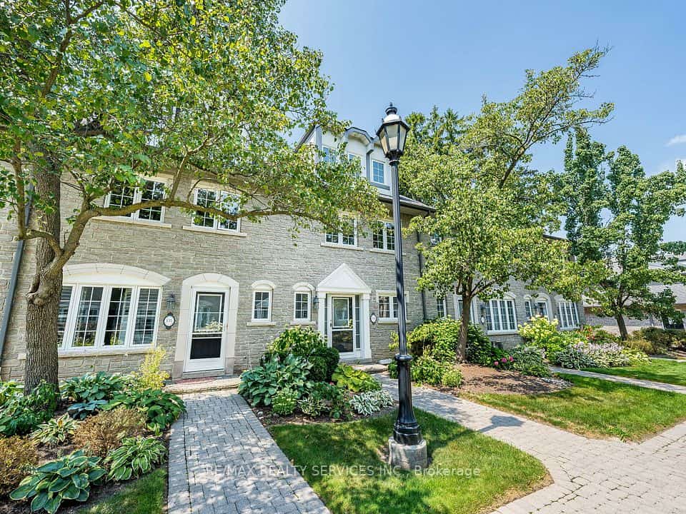 1995 Royal Road #136, Pickering, ON L1V 6V9
