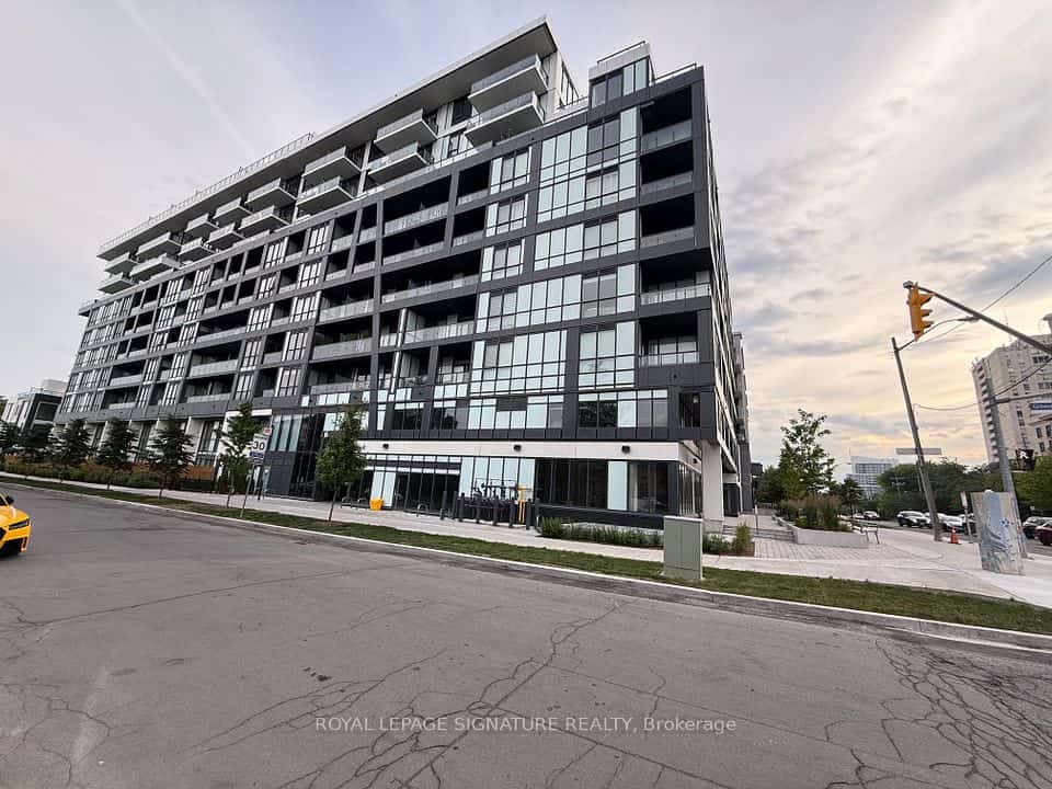 6 Greenbriar Road #529, Toronto, ON M2K 1H5