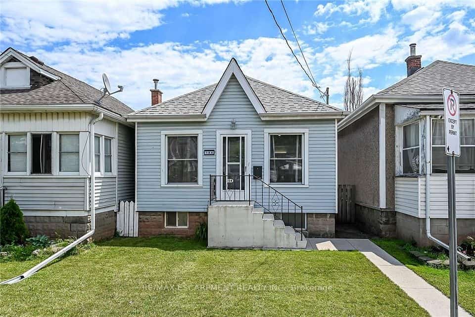 184 London Street N, Hamilton, ON L8H 4C2