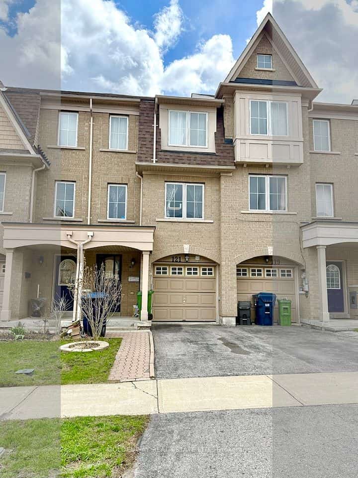 121 Mike Myers Drive, Toronto, ON M1P 5G4