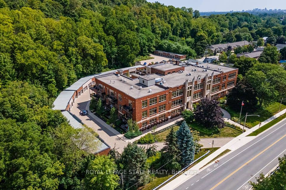 397 King Street W, Hamilton