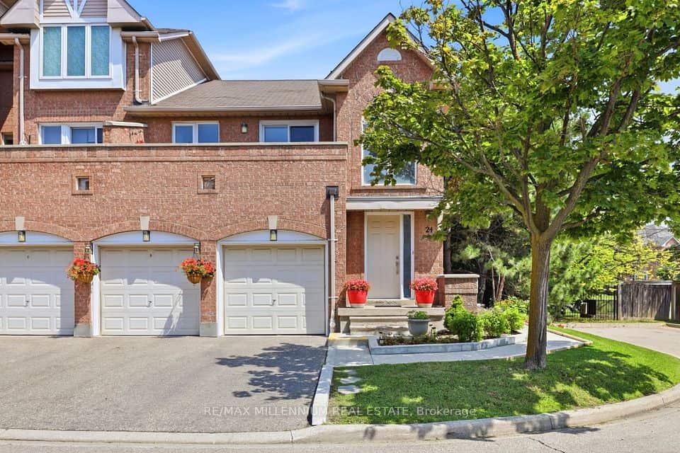 115 Bristol Road E, Mississauga