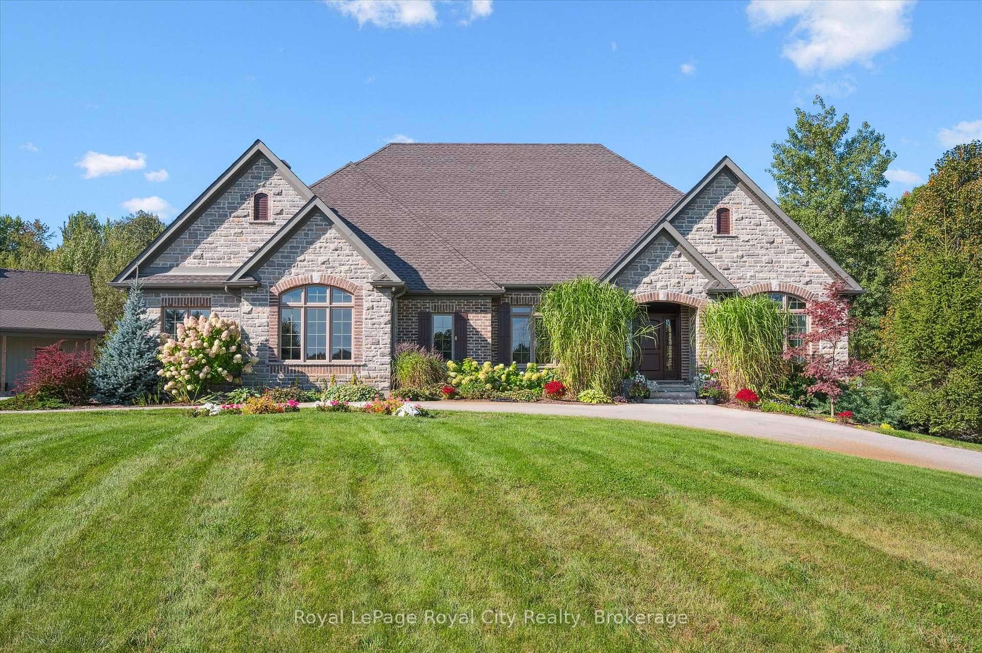 28 Serena Lane, Guelph, ON N1L 1E7