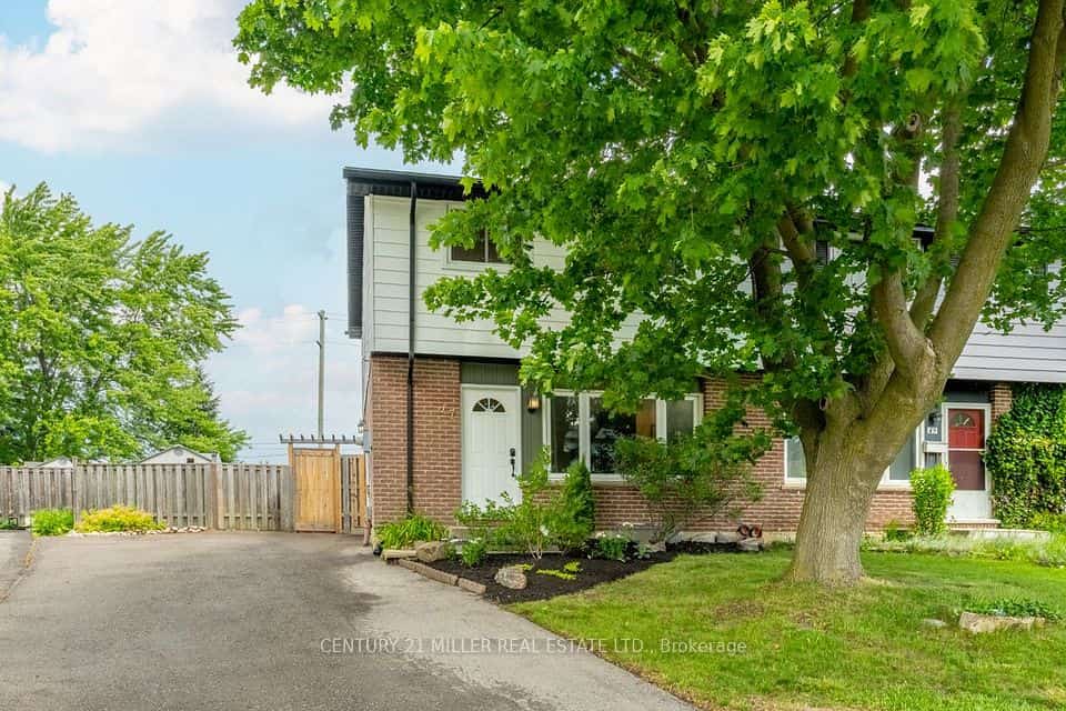 47 Hopewell Crescent, Hamilton, ON L8J 1P3