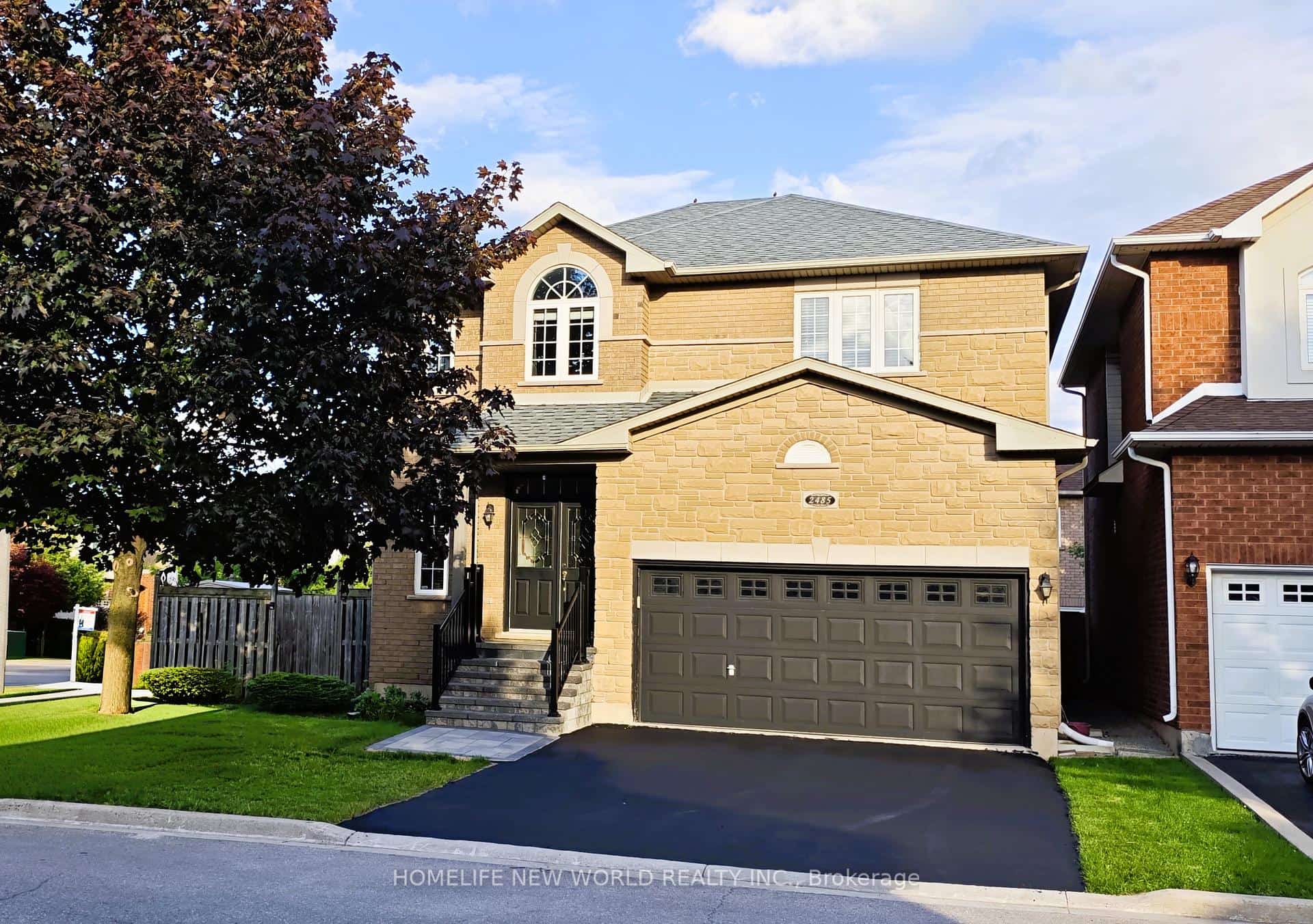 2485 BLUE HOLLY Crescent, Oakville, ON L6M 4V4
