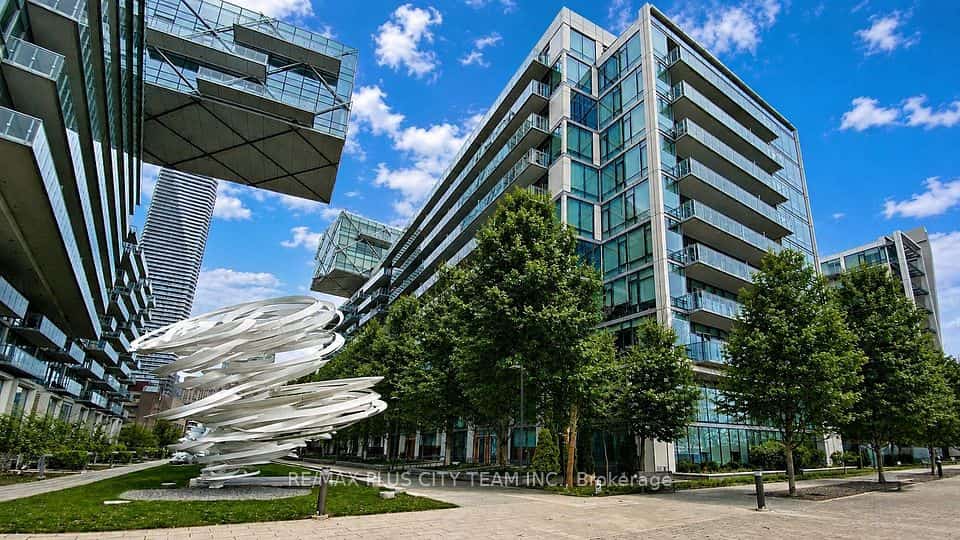 39 Queens Quay E #1305, Toronto, ON M5E 0A5