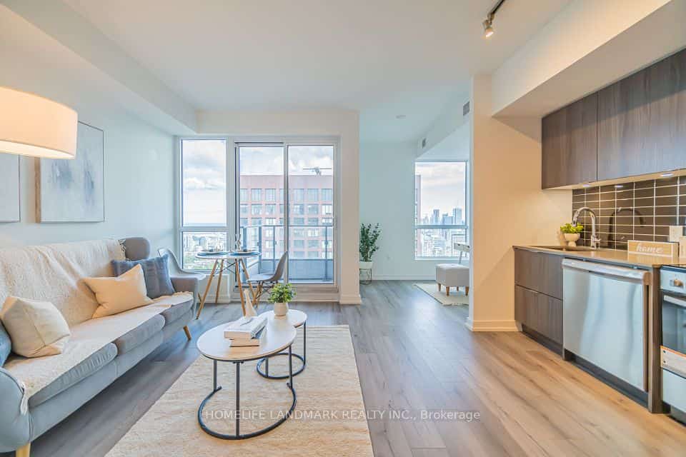 395 Bloor Street E #5001, Toronto, ON M4W 0B4