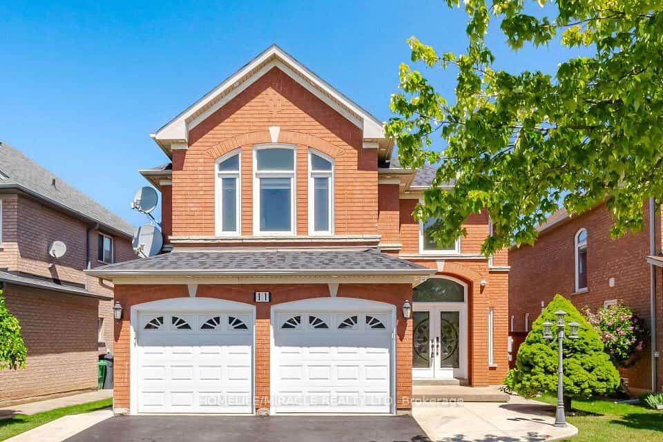 11 Barleyfield Road, Brampton, ON L6R 1R4
