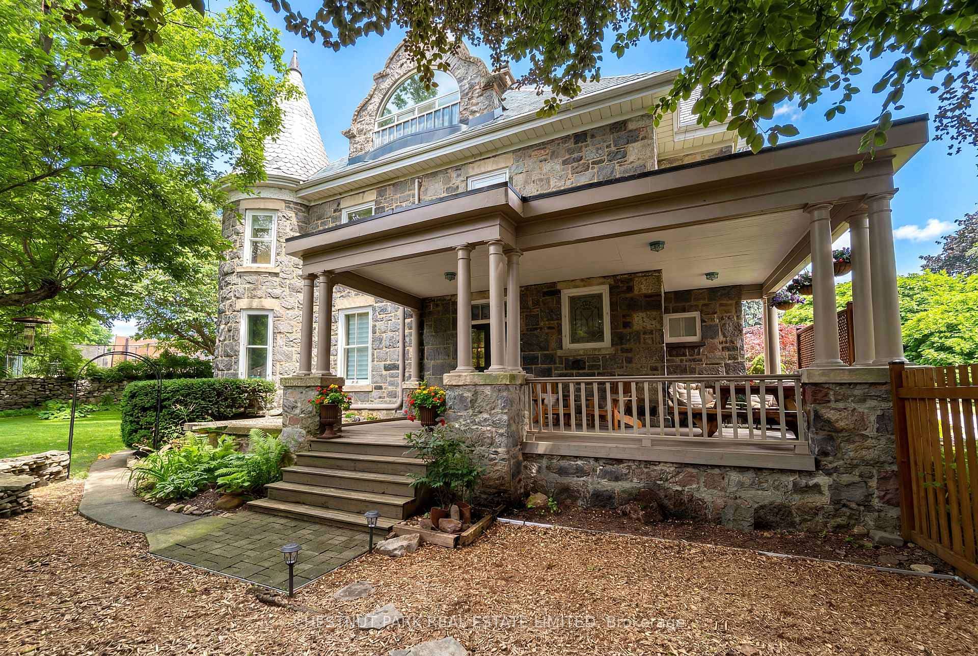 54 Bruce Street, Cambridge, ON N1R 2E3