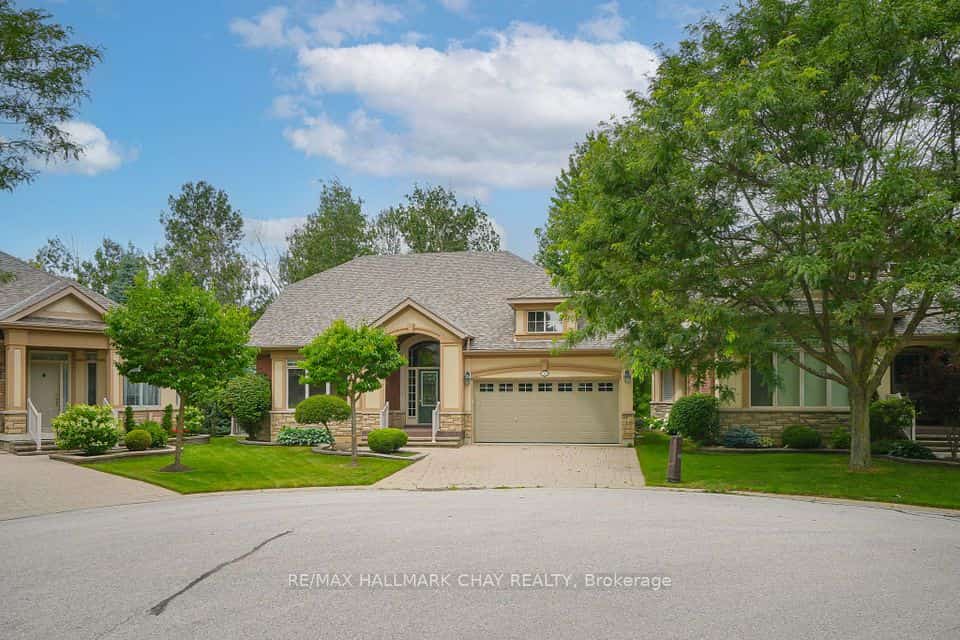 34 Tuscany Grande, New Tecumseth, ON L9R 0E2