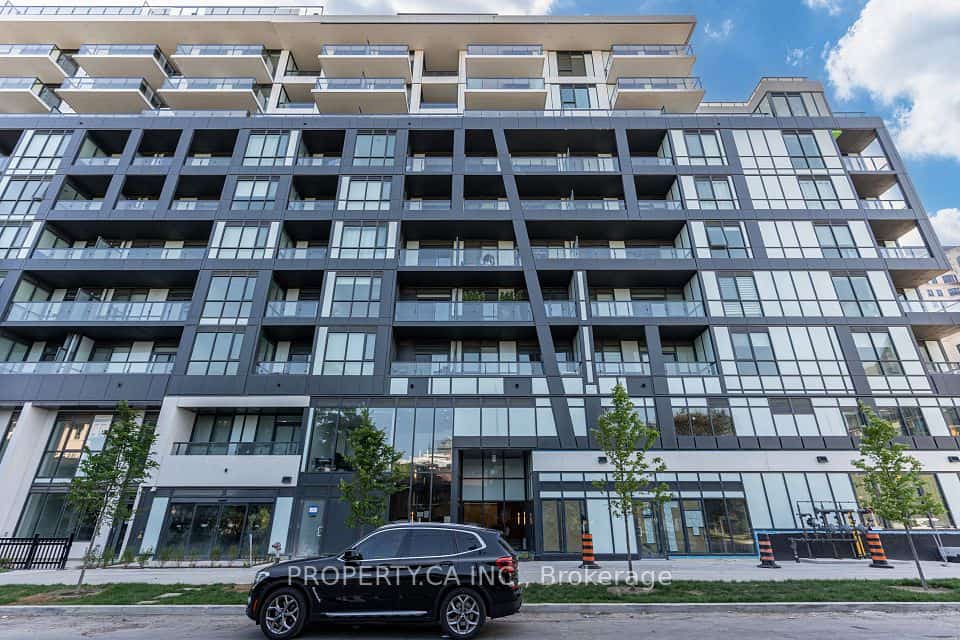 6 Greenbriar Road #106, Toronto, ON M2K 0H6