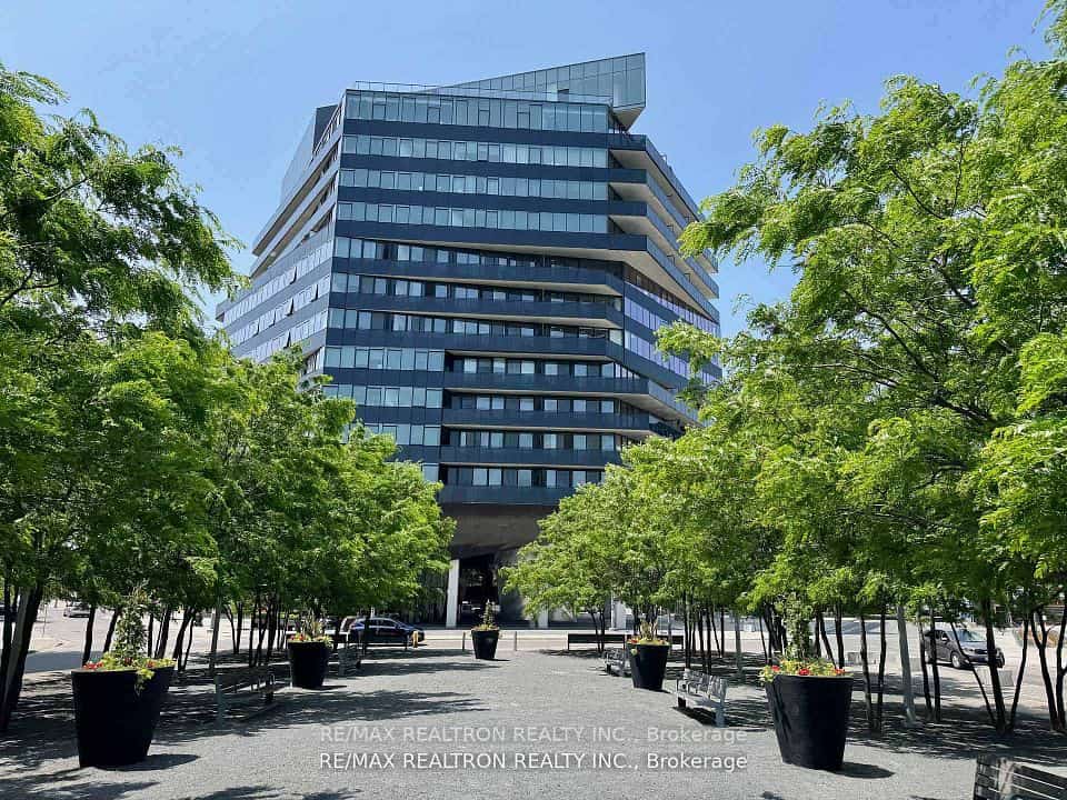 21 Lawren Harris Square #1101, Toronto, ON M5A 0T4
