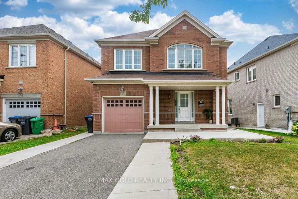 5 Denali Crescent, Brampton, ON L6P 3P6