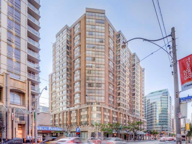 717 Bay Street, Toronto
