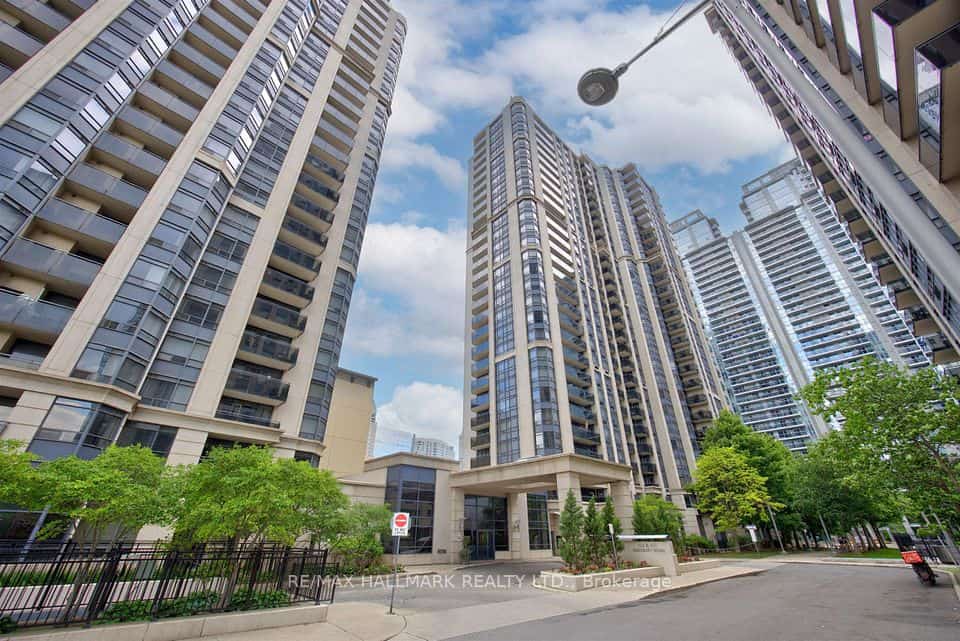 Broadway II Residences, Toronto