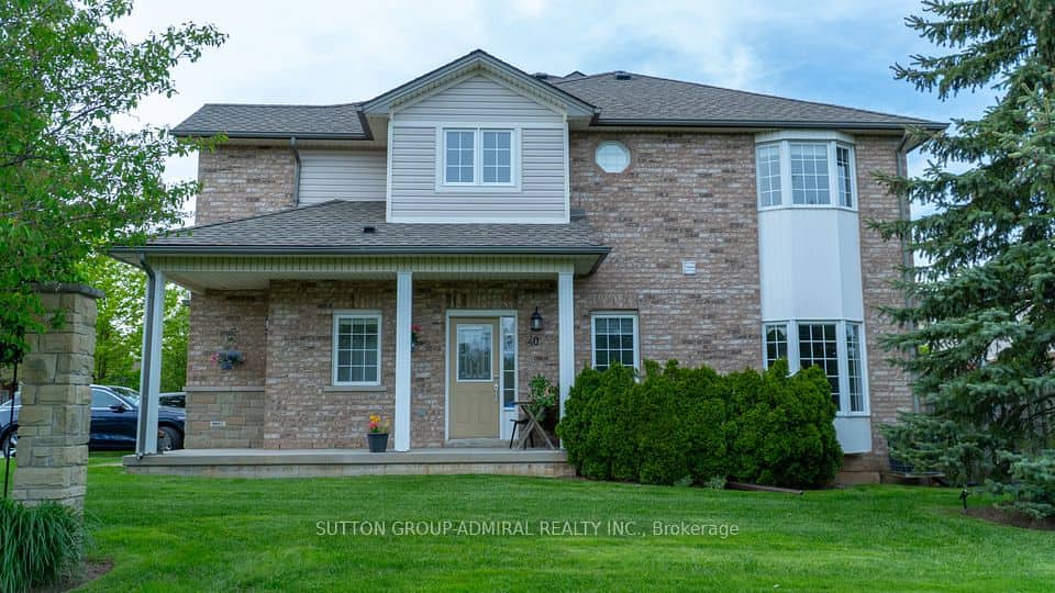 232 Stonehenge Drive, Hamilton