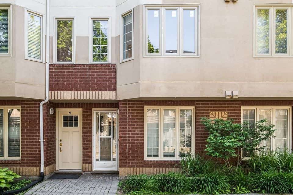 266 Limeridge Road E, Hamilton