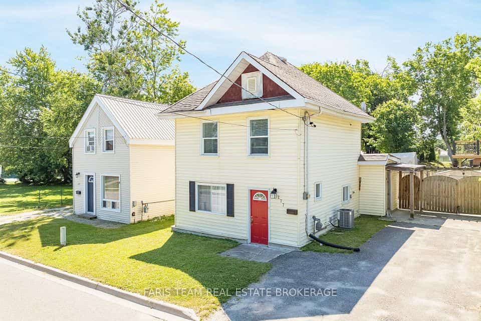 277 Gloucester Street, Midland, ON L4R 1H6