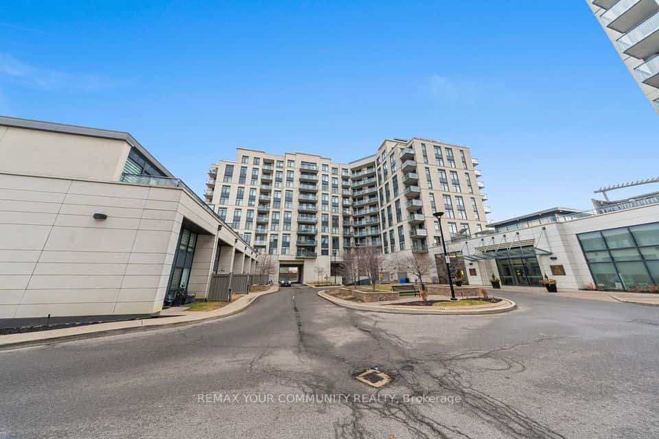 24 Woodstream Boulevard #315, Vaughan, ON L4L 8C4