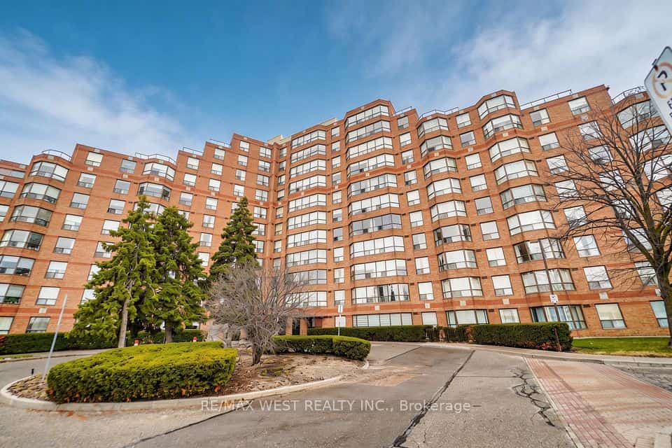 6 Humberline Drive #313, Toronto, ON M9W 6X8