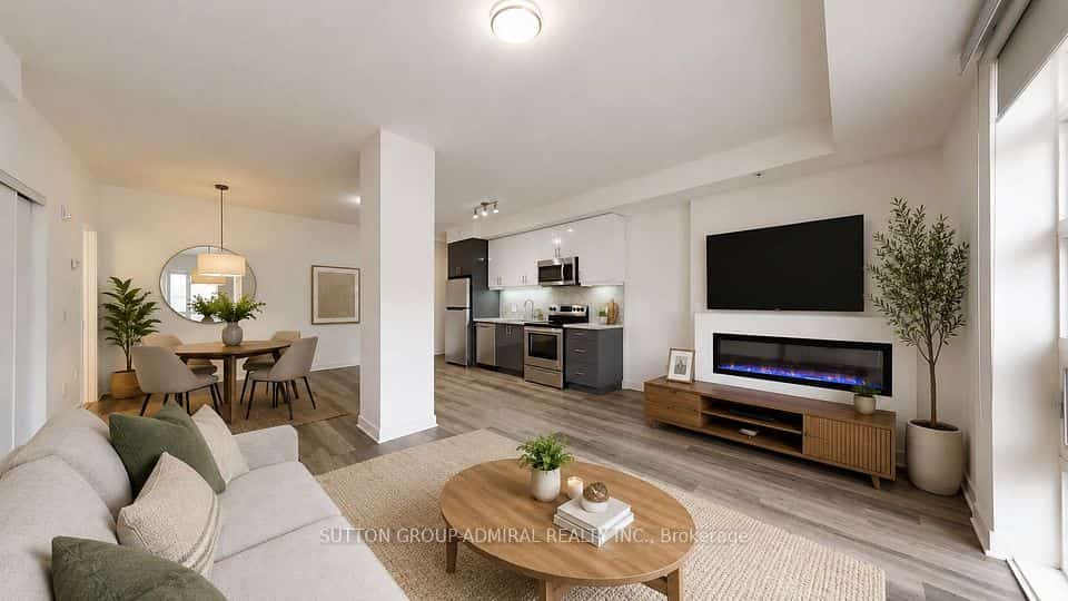57 Finch Avenue W #11, Toronto, ON M2N 0K9